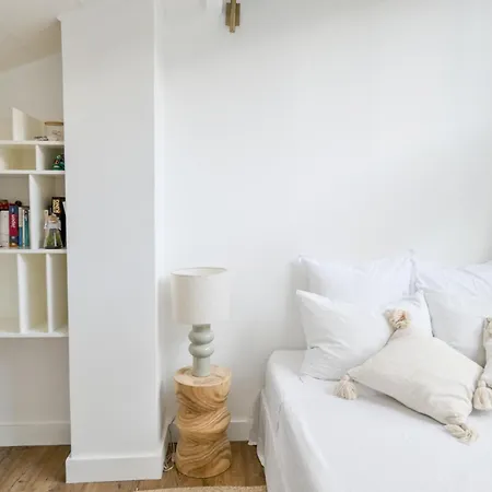 2 Bd Chic Loft With Historic Charm And Modern Amenities Lejlighed