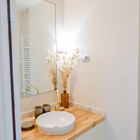 Lejlighed 2 Bd Chic Loft With Historic Charm And Modern Amenities *