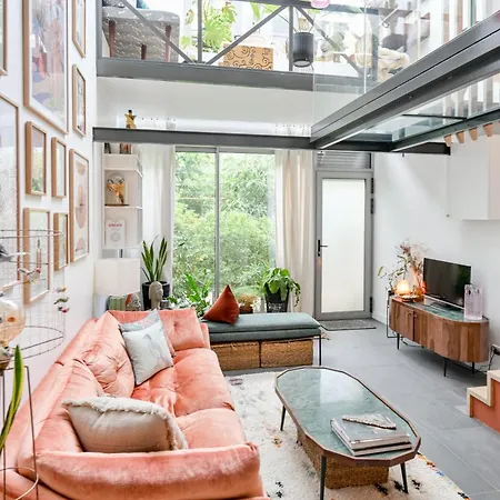 Lejlighed 2 Bd Chic Loft With Historic Charm And Modern Amenities Paris