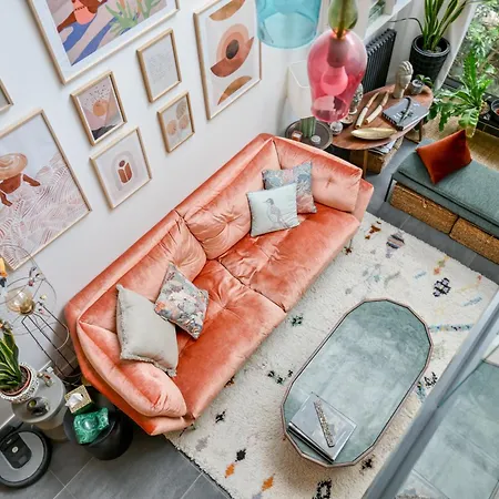 2 Bd Chic Loft With Historic Charm And Modern Amenities Paris